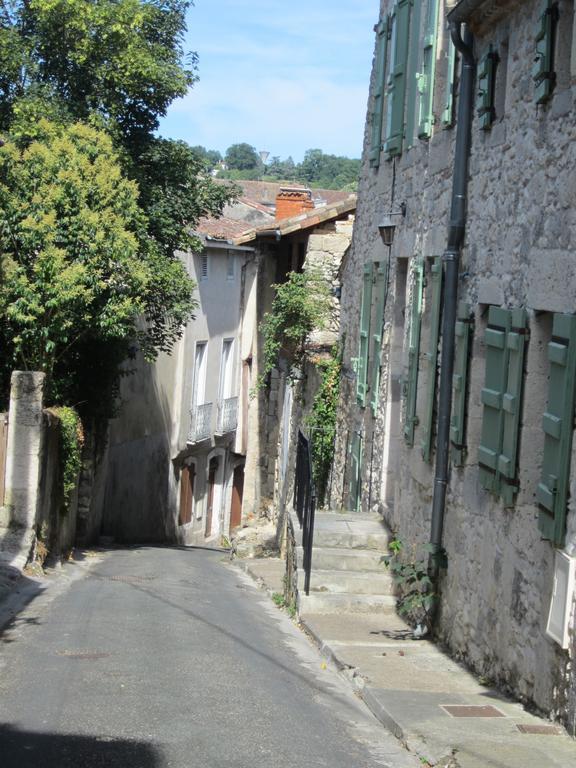 Chambre D'Hotes La Tour De Brazalem Nérac Dış mekan fotoğraf