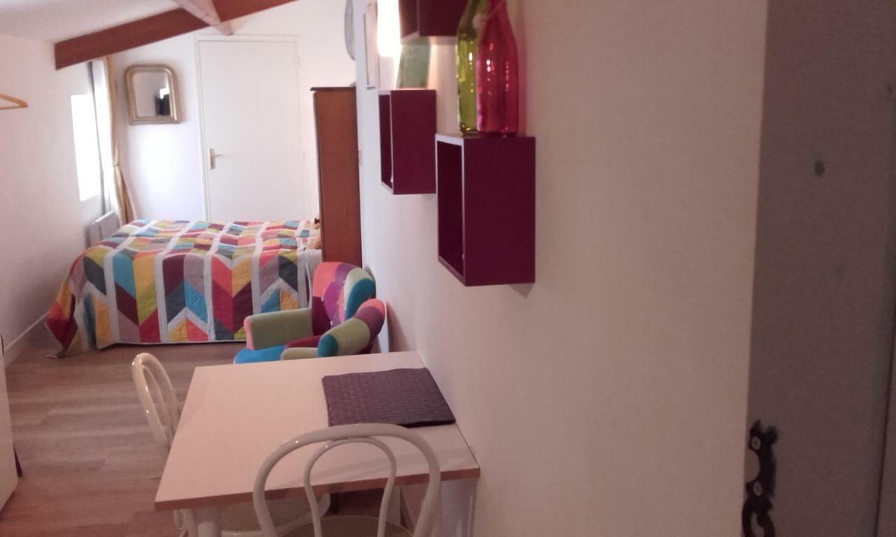 Chambre D'Hotes La Tour De Brazalem Nérac Dış mekan fotoğraf