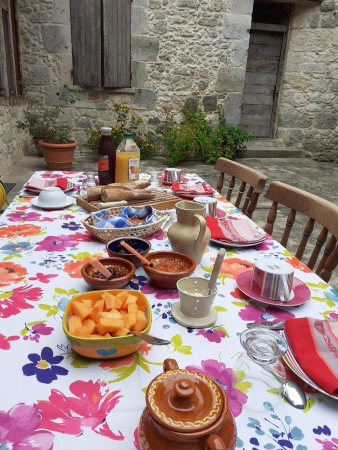 Chambre D'Hotes La Tour De Brazalem Nérac Dış mekan fotoğraf